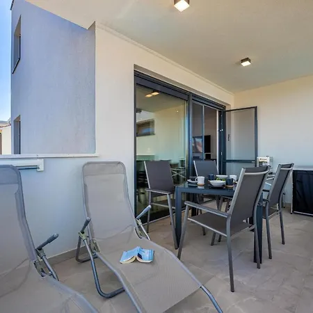 Volme View Apartment Banjole