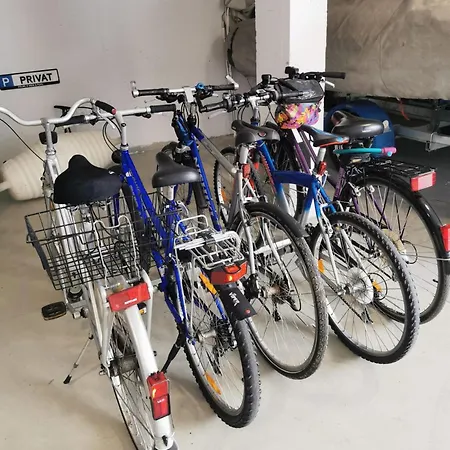 Volme View * Banjole